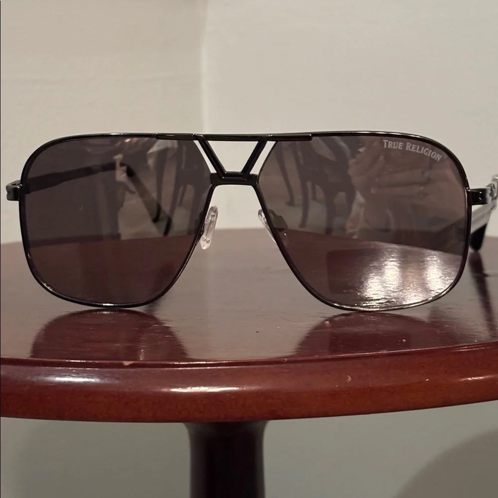 Brand New True Religion Square Aviator Metal Sunglasses Mirrored Lens Smoky Gray